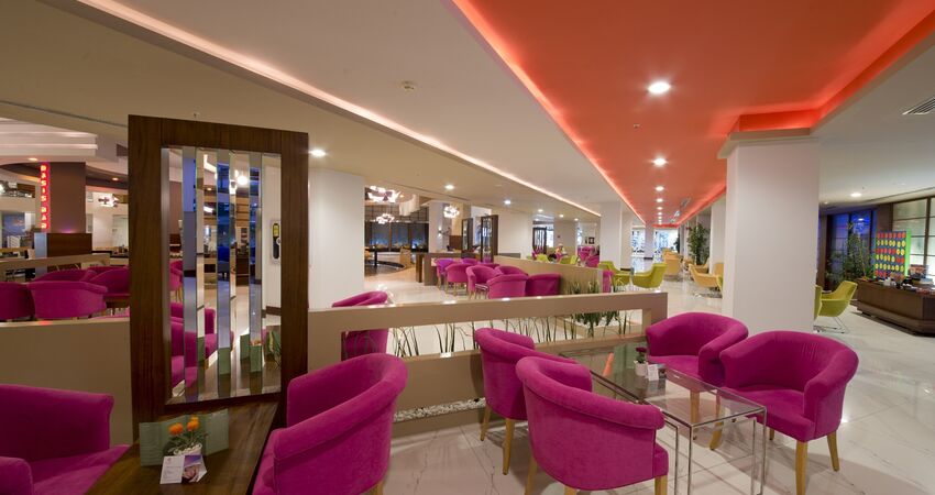 Limak Lara DeLuxe Hotel