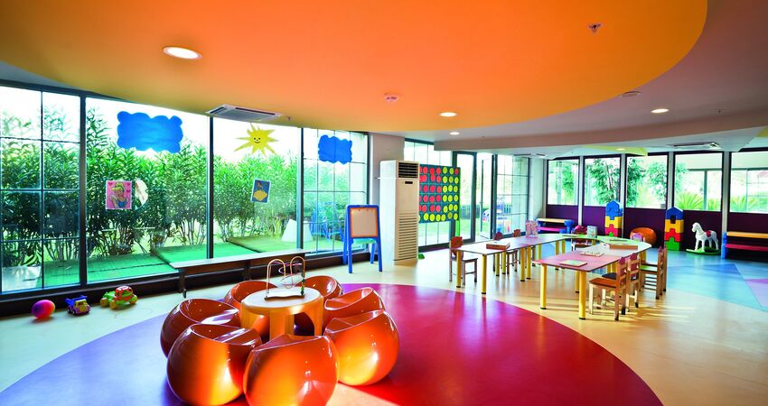 Limak Lara DeLuxe Hotel