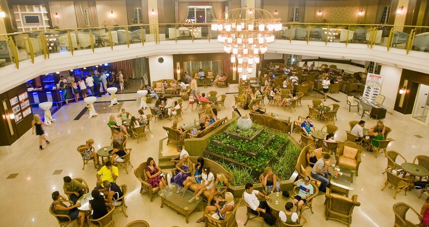 Crystal Paraiso Verde Resort