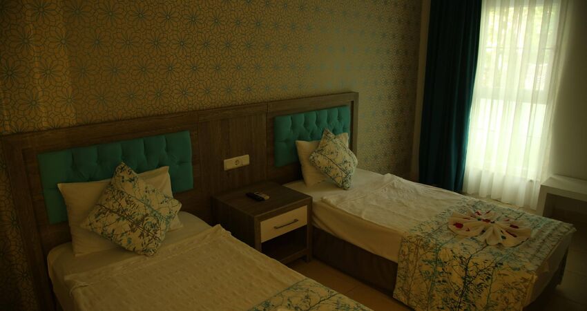 Lykia Botanik Beach /G