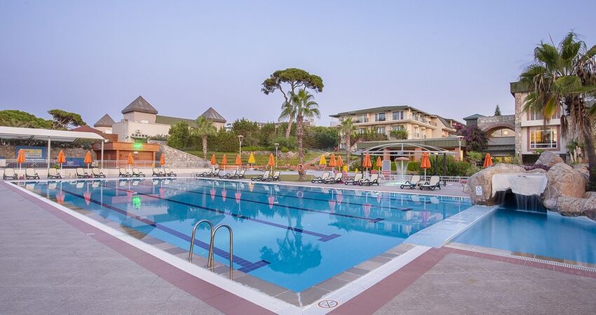 Pine Beach Belek