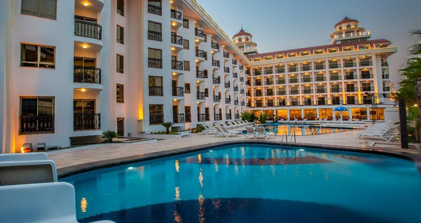 Blue Marlin Deluxe Spa