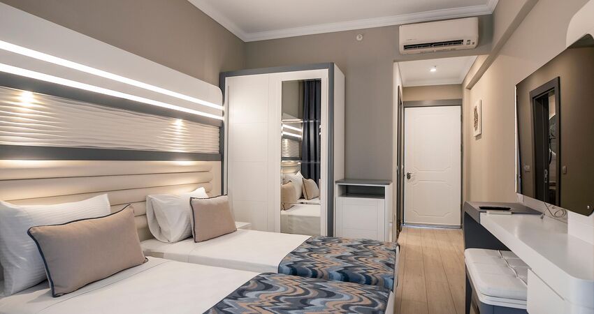 Blue Marlin Deluxe Spa