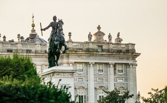 BÜYÜK İSPANYA & ENDÜLÜS & PORTEKİZ 2026 PC (MAD-SVQ) MADRİD (2) & PORTO (1) & LİZBON (2) & SEVİLLA (2)