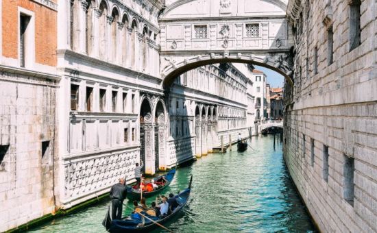 2026 Kurban Bayramı Dönemi Büyük İtalya Ekspres Turu (24,25 Mayıs 2026) THY ile 5 gece (FCO-VCE) Roma (2) - Floransa (2) - Venedik (1)