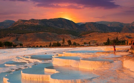Konaklamalı Pamukkale Turu