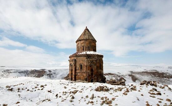 Doğu Anadolu Turu Yataklı Vagon (Tren Gidiş Uçak Dönüş) 6 Gece 7 Gün