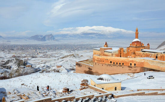 Doğu Anadolu Turu Yataklı Vagon (Tren Gidiş Uçak Dönüş) 6 Gece 7 Gün