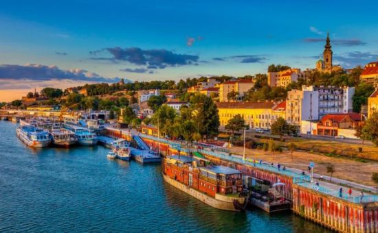 İzmir Çıkışlı Kosovalı Baştanbaşa Balkanlar Ajet ile Çevre Gezileri, Extra Turlar ve Akşam Yemekleri Dahil