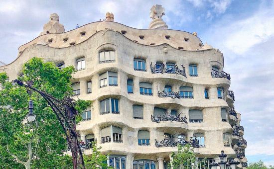 Ankara Hareketli Barcelona Turu Ajet Havayolları İle 3 Gece Promosyon