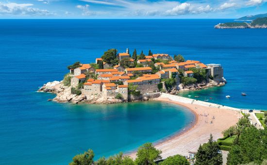 İzmir Çıkışlı Kosovalı Baştanbaşa Balkanlar Ajet ile Çevre Gezileri, Extra Turlar ve Akşam Yemekleri Dahil