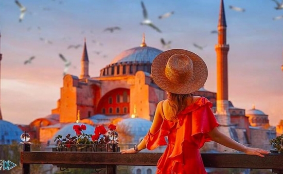 Eskişehir Çıkışlı Konaklamalı İstanbul Turu